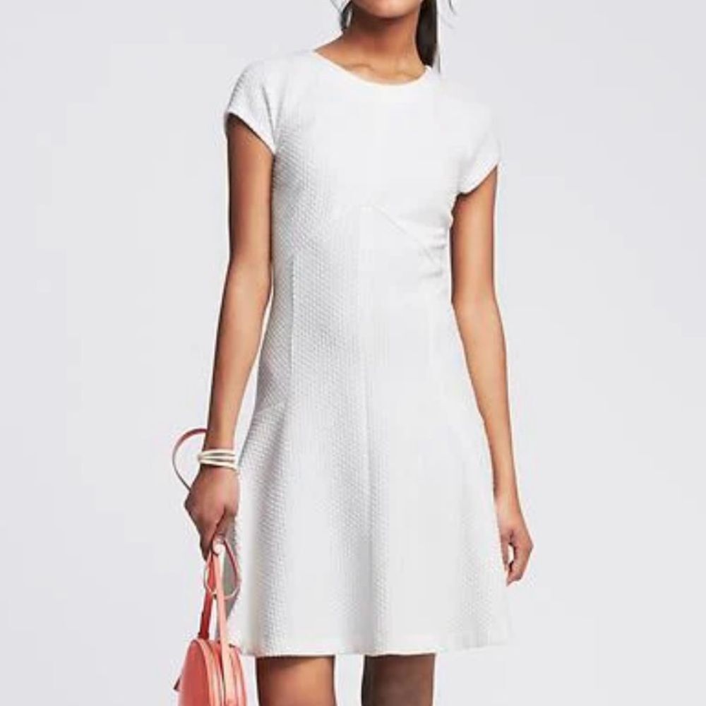 NWT Banana Republic DIAMOND JACQUARD FIT-AND-FLARE Dress (size 16) - Picture 2 of 12